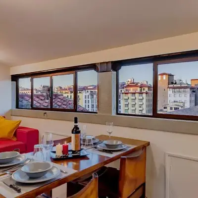 SKYLINE FLORENCE APARTMENT