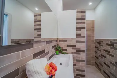 Bagno di San Frediano Jewel