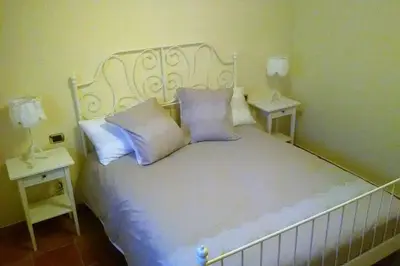 Letto o letti in una camera di Charming Family Lodge With Private Garage