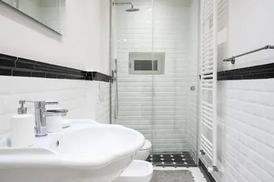 Bagno di Gilbe One Apartment by Mamo Florence