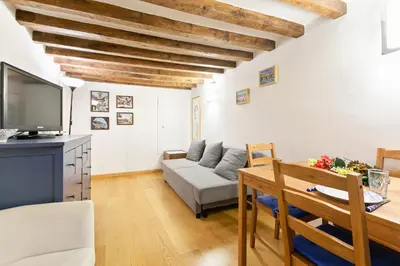 Area soggiorno di GuestHost - Giardino Bardini Cozy Apartment