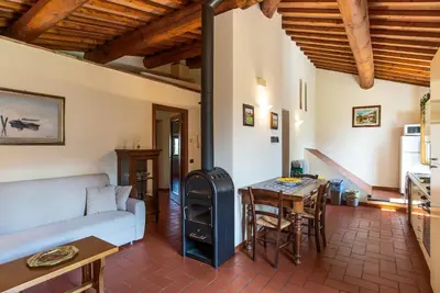 Area soggiorno di Live Tuscany! Apartment on the hills of Florence!
