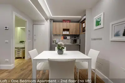 Cucina o angolo cottura di St Elizabeth Loft Apartments by Mamo Florence