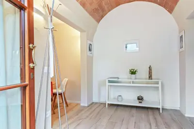 Planimetria di GuestHost - Piazzale Michelangelo Modern Flat