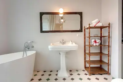 Bagno di Nori Apartment by Mamo Florence