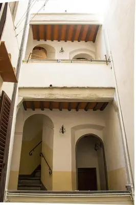 Planimetria di Old Convent in Via De Neri