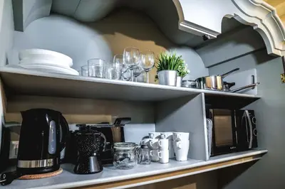 Cucina o angolo cottura di Art Apartment Black & White Suite