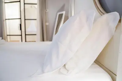 Letto o letti in una camera di Art Apartment Black & White Suite