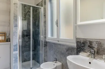 Bagno di GuestHost - Ponte Vecchio & Boboli Modern Apartment
