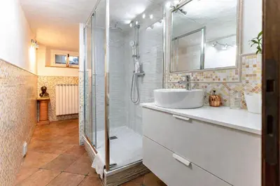 Bagno di Movie Star Apartment with garden