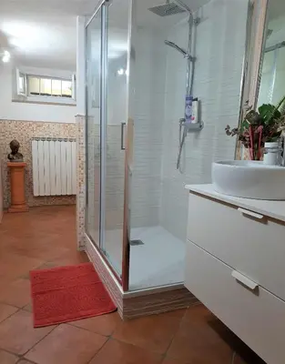 Bagno di Movie Star Apartment with garden