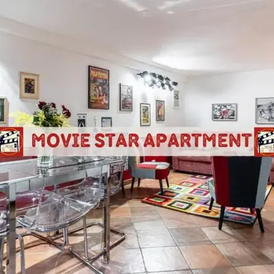 Movie Star Apartment with garden