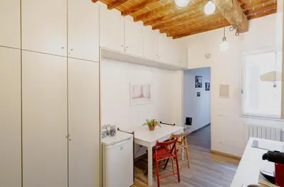 Cucina o angolo cottura di Florence David's Guesthouse Steps from Accademia Gallery