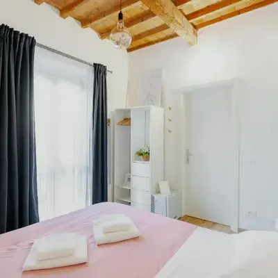 Florence David's Guesthouse Steps from Accademia Gallery