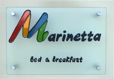 Certificato, attestato, insegna o altro documento esposto da Marinetta Bed & Breakfast