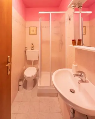 Bagno di Affittacamere Firenze in Libertà Parterre