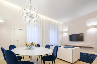 TV o dispositivi per l'intrattenimento presso Luxury Blue Duomo by Mmega