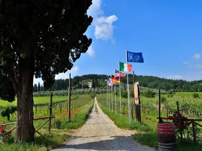 Paesaggio naturale nelle vicinanze della villa