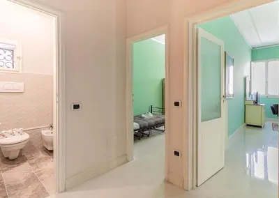 Bagno di Spacious Three Bedroom Apartment On the Arno