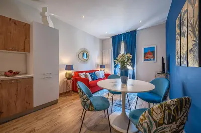 Cucina o angolo cottura di Via Macci, 59 - Florence Charming Apartments - Stylish apartments in a vibrant neighborhood with so comfortable beds!