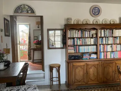 Biblioteca nell'appartamento