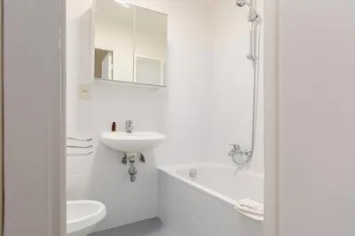 Bagno di GuestHost - Pergola Modern and Cozy Studio