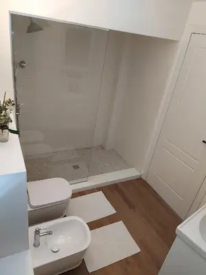 Bagno di Castle Rooms