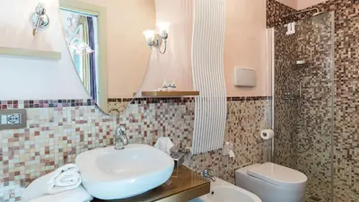 Bagno di VILLA LEONARDO 30&6 Emma Villas