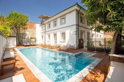 Piscina di Villa Tortorelli o nelle vicinanze