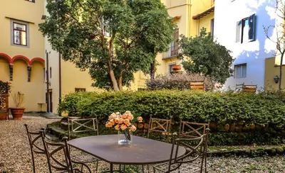 Giardino di Apartments Florence - Dragomanni Apartment with Garden