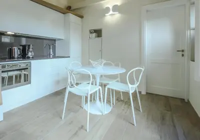 Cucina o angolo cottura di Apartments Florence - Dragomanni Apartment with Garden