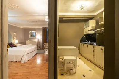 Letto o letti in una camera di Uffizi Romantic Flat by Mmega