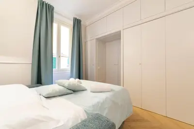 Letto o letti in una camera di Altafronte Enchanted Suite close to Uffizi Gallery