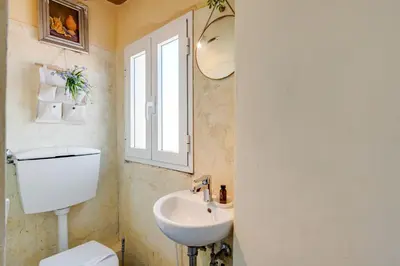 Bagno di GuestHost - Il Nido dell'Artista