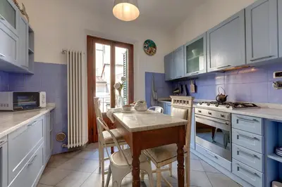 Cucina o angolo cottura di Sophia Apartment by Mamo Florence