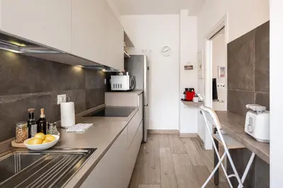 Cucina o angolo cottura di Ponte Vecchio Newly restyled flat, Walk Everywhere