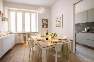 Cucina o angolo cottura di Ponte Vecchio Newly restyled flat, Walk Everywhere