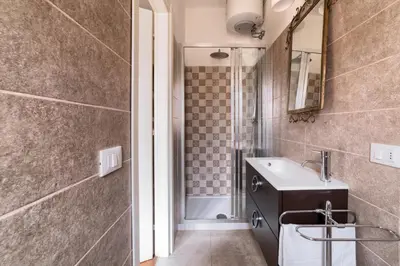 Bagno di PONTE VECCHIO STUDIO 2