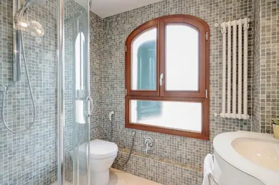 Bagno di GuestHost - San Marco Apartment with Panoramic View