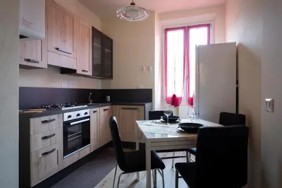 Cucina o angolo cottura di Boboli Apartment by Mamo Florence