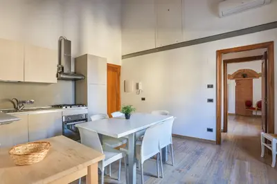 Cucina o angolo cottura di Uffizi Apartment in the heart of Florence