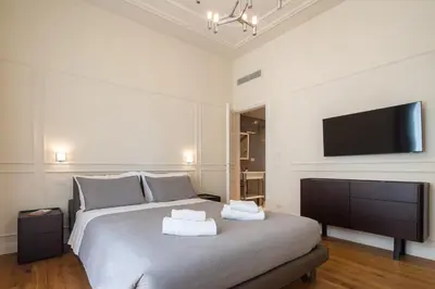 TV o dispositivi per l'intrattenimento presso Florence Luxury Apartment al Duomo by Mmega