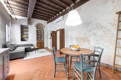 Area soggiorno di GuestHost - Santa Trinità Industrial Flat