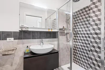 Bagno di GuestHost - Maragliano Cozy Flat with Balcony