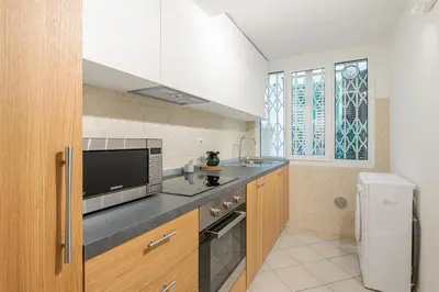 Cucina o angolo cottura di GuestHost - Mercato Centrale Modern Flat
