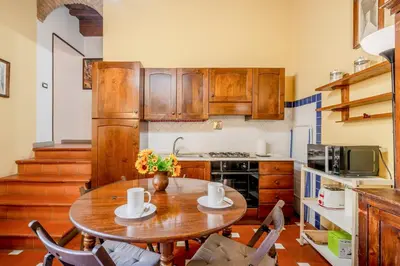 Cucina o angolo cottura di GuestHost - Heart of Florence - San Lorenzo Lovely Apartment