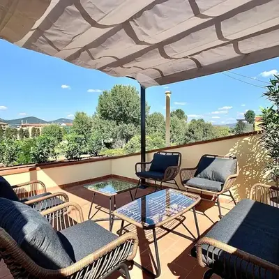 River Rooftop-360°View