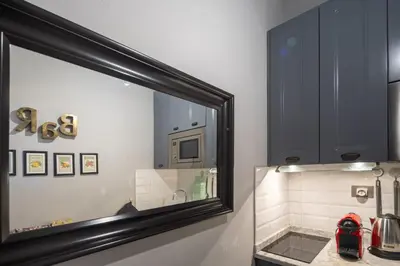Cucina o angolo cottura di TORNABUONI APARTMENT - in OLD TOWN center FIRENZE