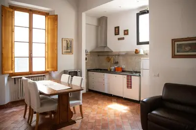 Cucina o angolo cottura di Lovely one bedroom apartment nearby Ponte Vecchio