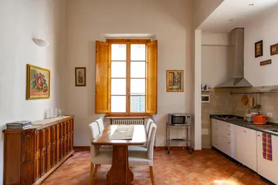 Cucina o angolo cottura di Lovely one bedroom apartment nearby Ponte Vecchio